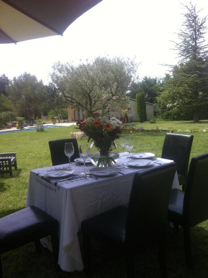 Suite De L'Olivier Au Mas Au Coeur De La Provence &Spa Saint-Cannat Quarto foto